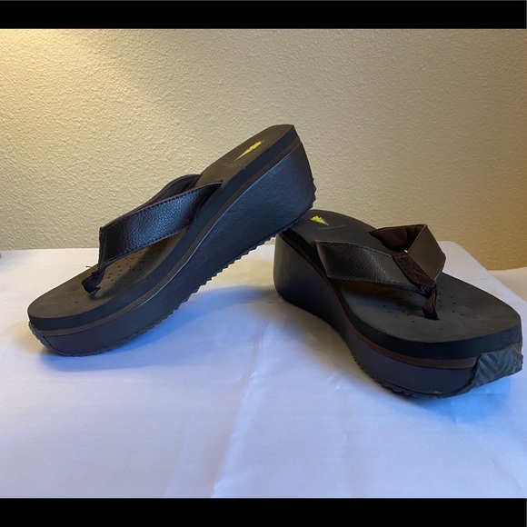 Volatile Platform Sandals
